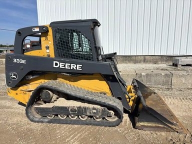 2017 John Deere 333E Chargeur sur chenilles — photo 2