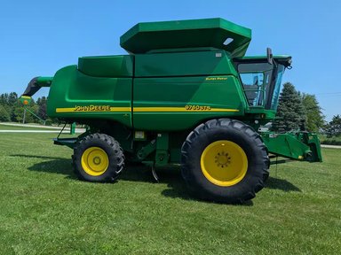 2007 John Deere 9760 STS Batteuse — photo 2