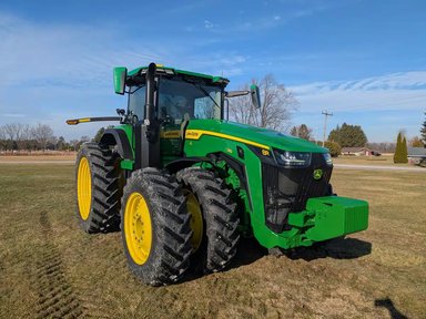 2025 John Deere 8R 310 Tracteur — photo 2