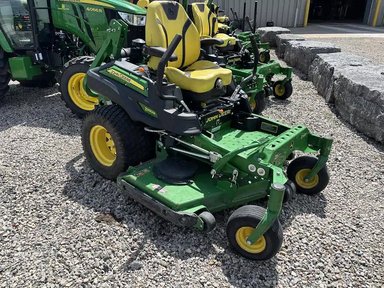 2022 John Deere Z930M Tondeuse à rayon de braquage zéro — photo 2