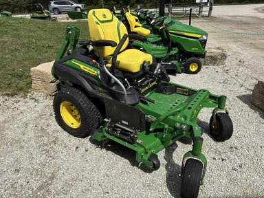 2022 John Deere Z920M Tondeuse à rayon de braquage zéro — photo 2