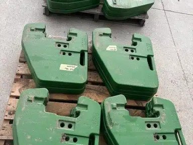 John Deere 36 FRONT SUITCASE WEIGHTS pièces - neuves et usagées — photo 2