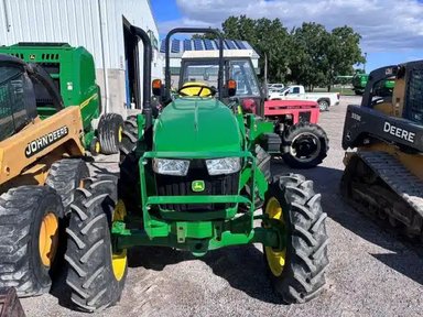 2025 John Deere 5075E Tracteur — photo 2