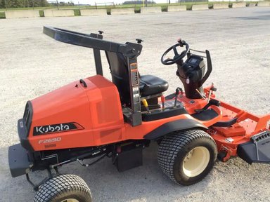 2022 Kubota F2690 Tondeuse frontale — photo 2