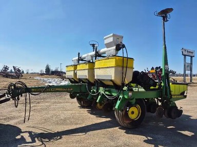 1999 John Deere 1780 Planteur — photo 2