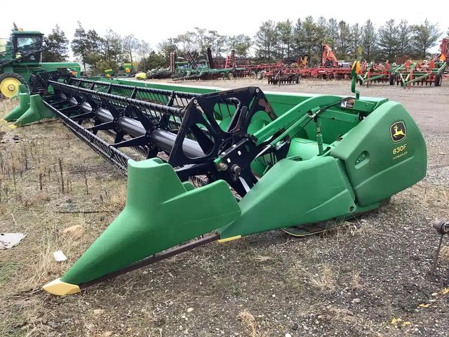 2005 John Deere 630 Header - Flex