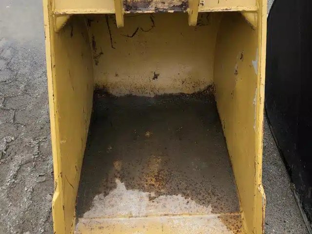 Caterpillar 28 INCH Godet (bucket)