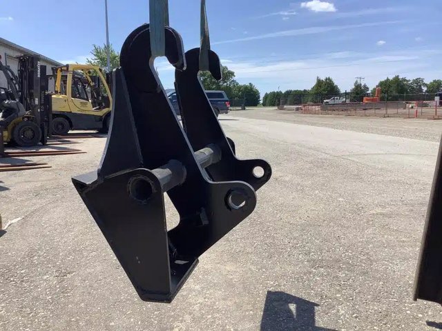 HLA Attachments BOQF10HCAIT24 accessoires pour chargeuse à direction à glissement