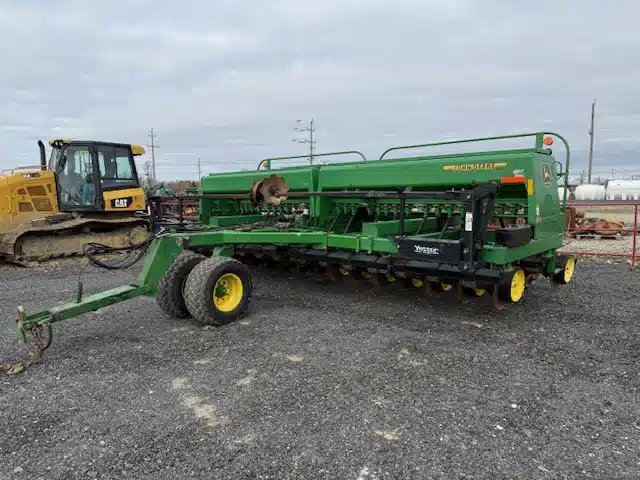 1998 John Deere 750 Semoir