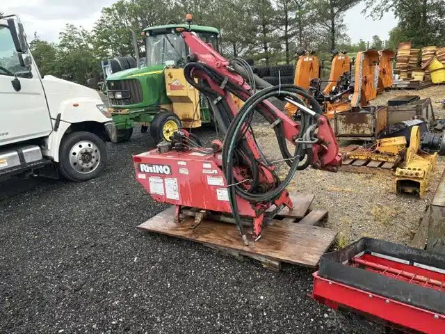 Rhino Ag 1348 Débusqueuse