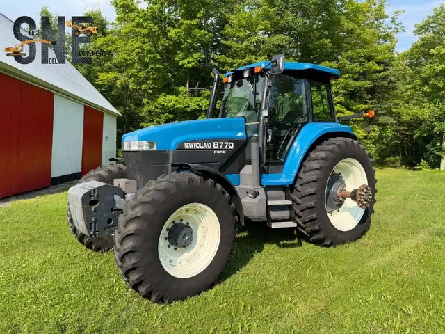 1997 New Holland 8770 Tracteur