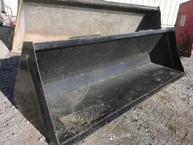 TYM 6' Godet (bucket)