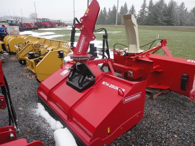 Normand N74-250HYB Souffleur à neige