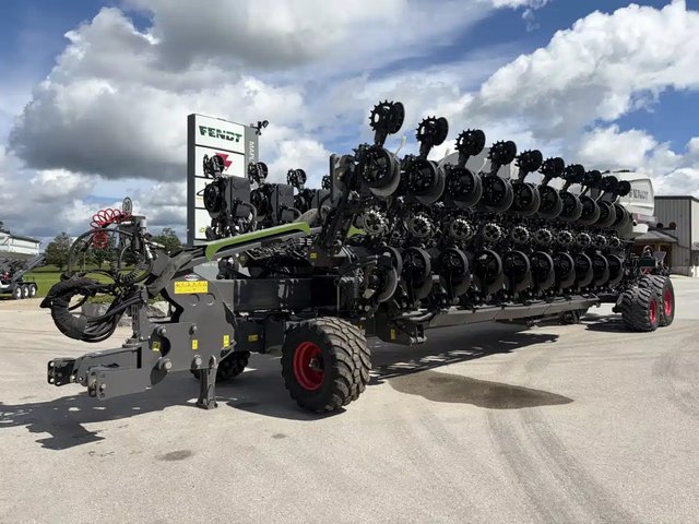 2024 Fendt Momentum 16-30 Planteur