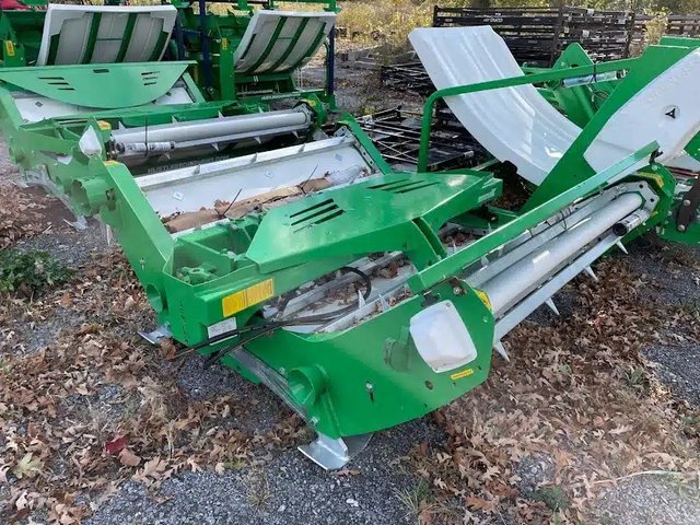 Hustler Turf UNROLLA LX105 dérouleuse de balle