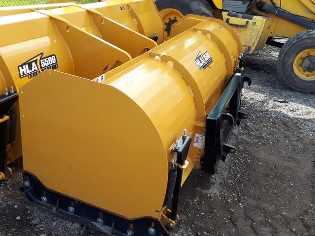 2021 HLA Attachments SP350009 Gratte à neige