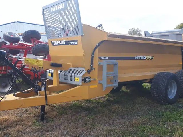 Tubeline Manufacturing Nitro 575RS Épandeur à fumier