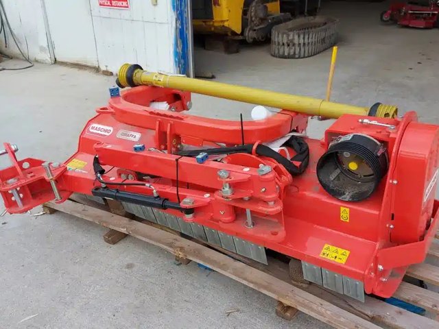 Maschio GIRAFFA S SI Faucheuse à fléaux
