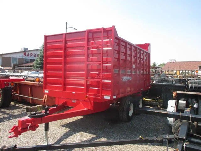 John BM Mfg Ltd. T-1200H Mighty Dumper Remorque - Benne