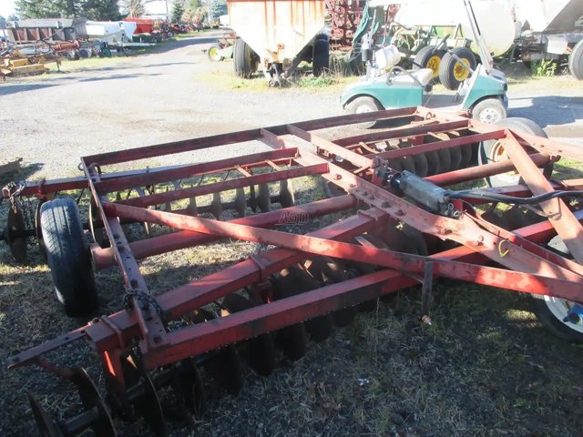International Harvester 14FT Disque