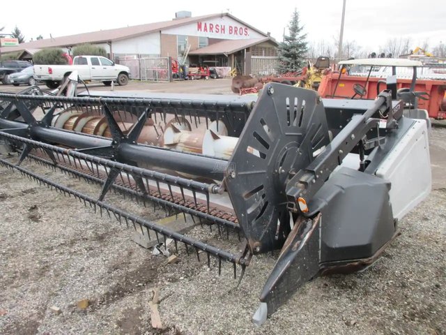 Gleaner 810 Header - Flex