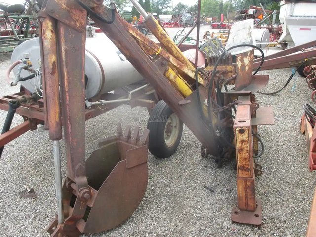 Massey Ferguson 220 Accessoires pour rétrocaveuse