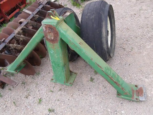 John Deere dolly attelage