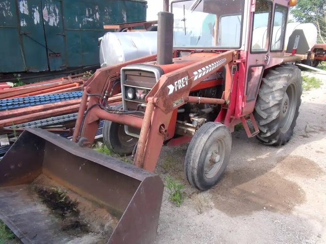 Massey Ferguson 230 Tracteur avec chargeur