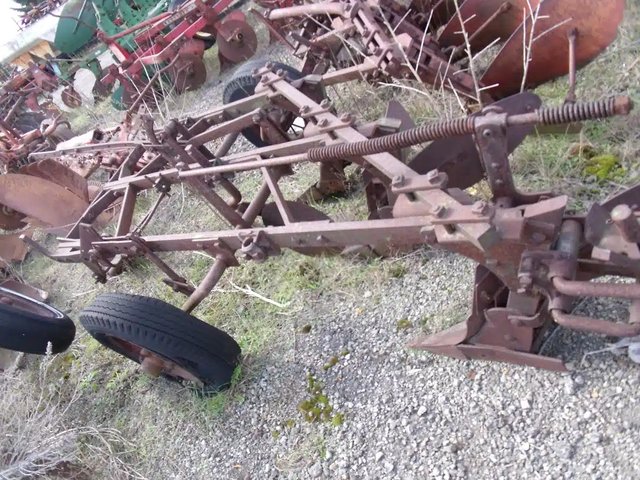 John Deere 55 Charrue
