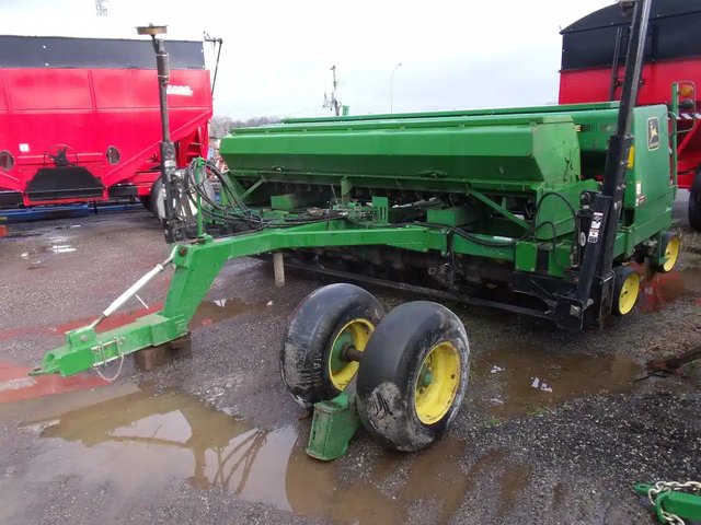 John Deere 750 Semoir