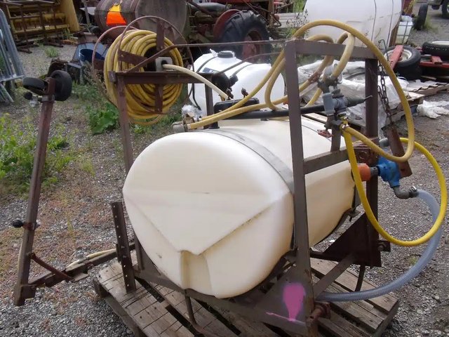 Worksaver 40 Gallon Arroseur - 3 points/Montés