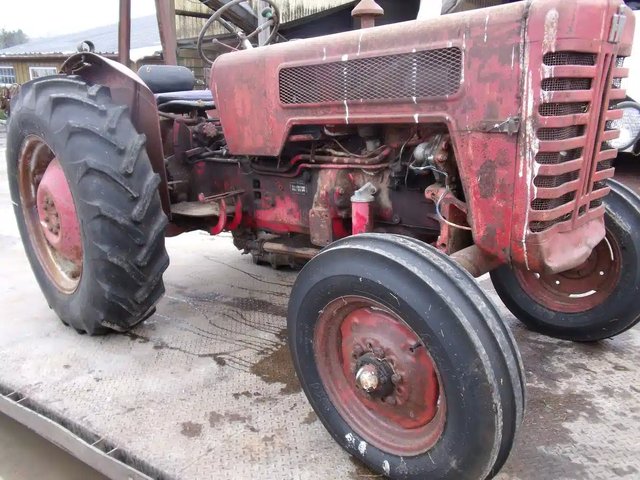 International Harvester B275 Tracteur