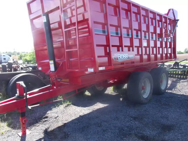 John BM Mfg Ltd. T1500GFB chariot à benne