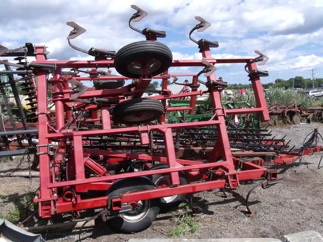 Case IH 4300 Cultivateur