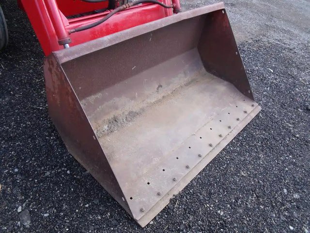 Massey Ferguson 245 Tracteur avec chargeur