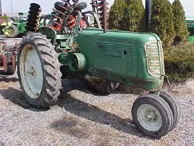 Oliver 70 Tracteur