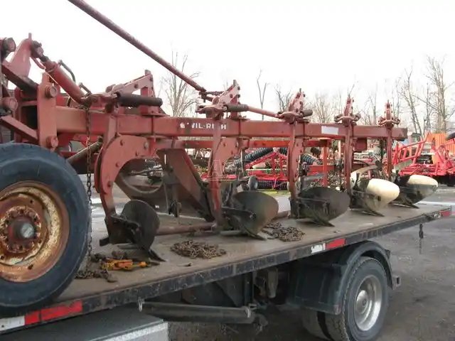 Wil-Rich 2900 Charrue