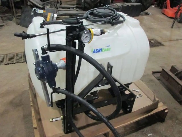 AgriEase 40 Gallon Arroseur - 3 points/Montés