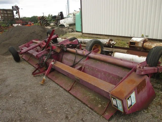 M-C 240 Broyeur à fléaux