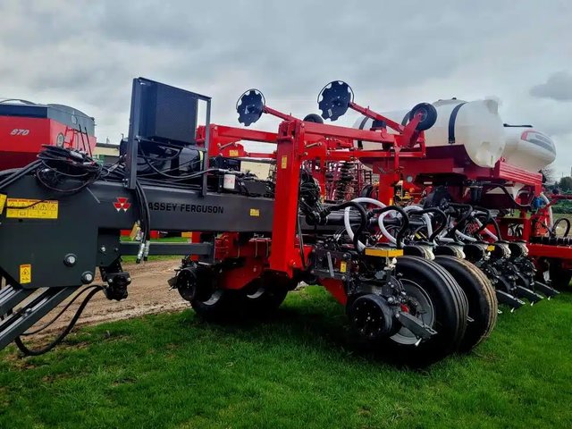 2024 Massey Ferguson VF1630 Planteur