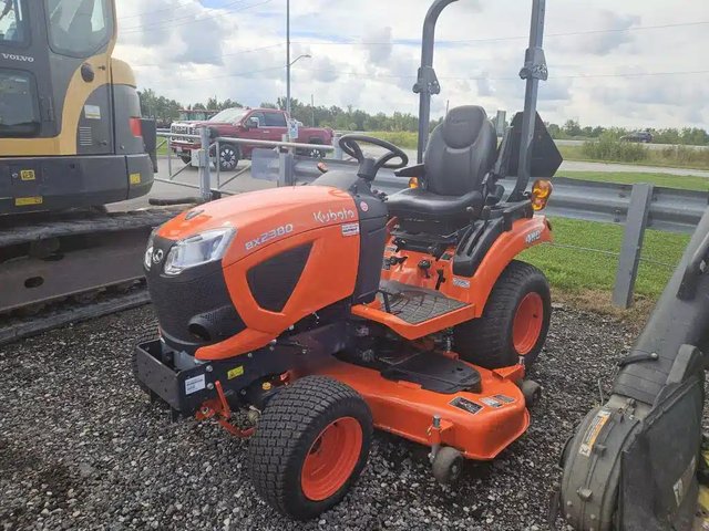 2023 Kubota BX2380 Tracteur