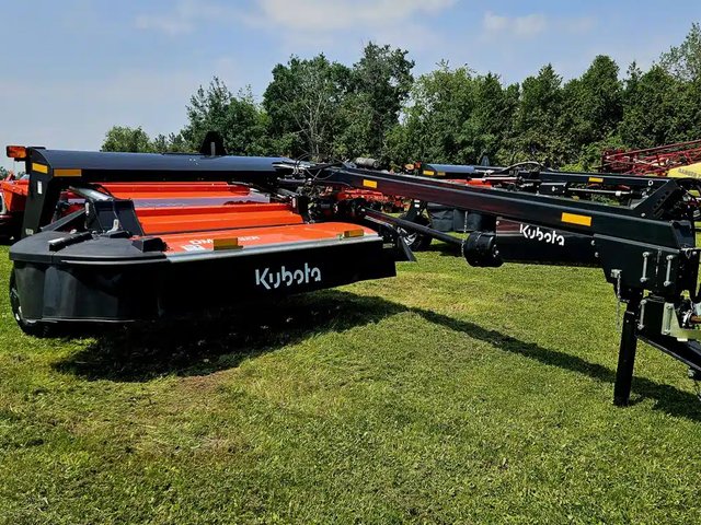 Kubota DMC8032R Faucheuse-conditionneuse à disques