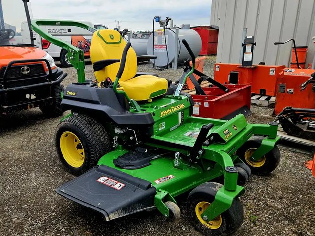 2023 John Deere Z730M Tondeuse à rayon de braquage zéro