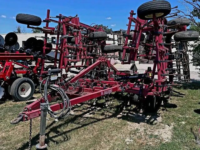2010 Salford 550 Cultivateur