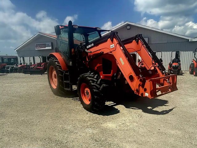 2017 Kubota M6-141 Tracteur