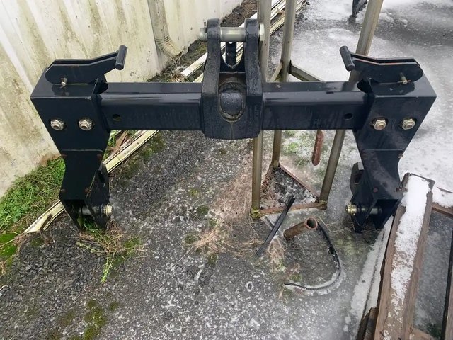 New Holland hitch attelage
