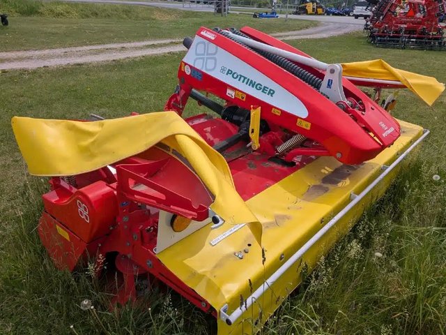 Pottinger NOVACAT 351 ALPHA MOTION Faucheuse-conditionneuse