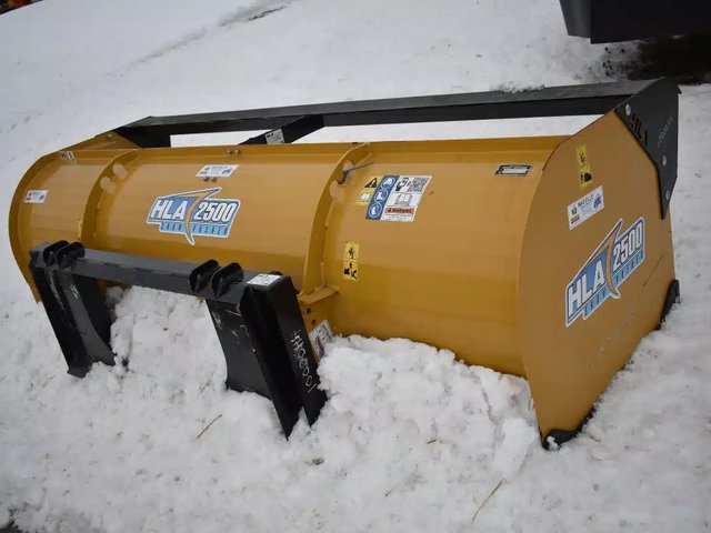 HLA Attachments LA-SP2500S96LF Chasse-neige