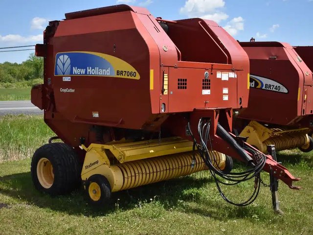 2014 New Holland BR7060 Presse à Balle Ronde