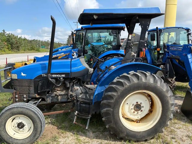New Holland TN55D Tracteur